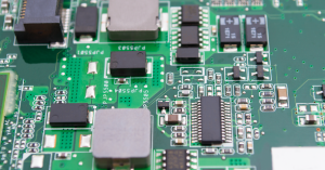 Electronic components fixed on a digital integrated circuit